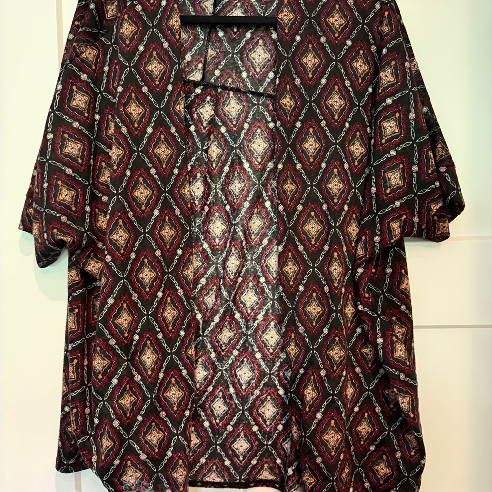 Torrid Multicolor Diamond Pattern Kimono